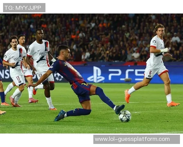 英超激战巴黎圣日耳曼逆转巴萨帽子戏法引爆全场激情瞬间回顾