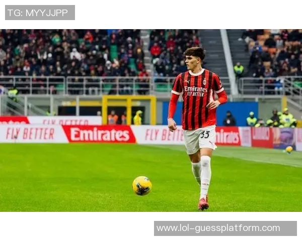 足总杯惊现冷门多特蒙德与AC米兰激战成平局引发全场热议